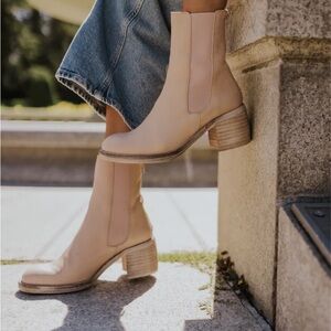 Free People Essential Chelsea Boots in Dusty Pink/Beige